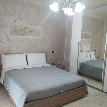 Bed and Breakfast Turisti A Casa Mia Santa Maria La Carità Esterno foto